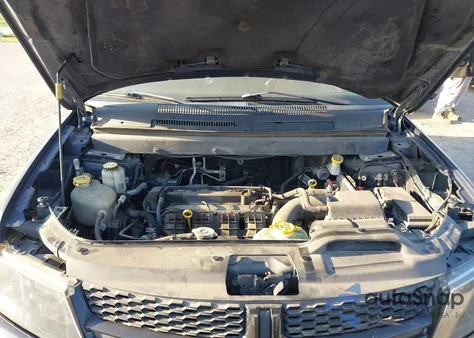 2018 Dodge Journey Crossroad z USA, uszkodzony, nr VIN 3C4PDCGB5JT495831